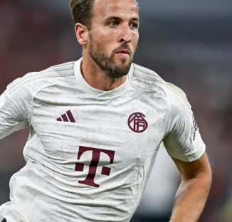 甩开两名防 甩开两名防